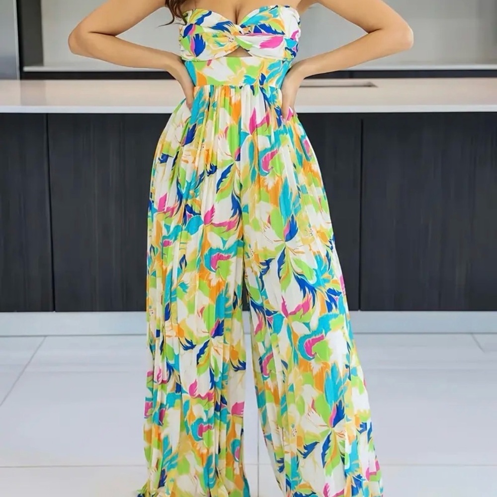 Women’s Strapless Wide-Leg Jumpsuit in Multicolor Floral Print